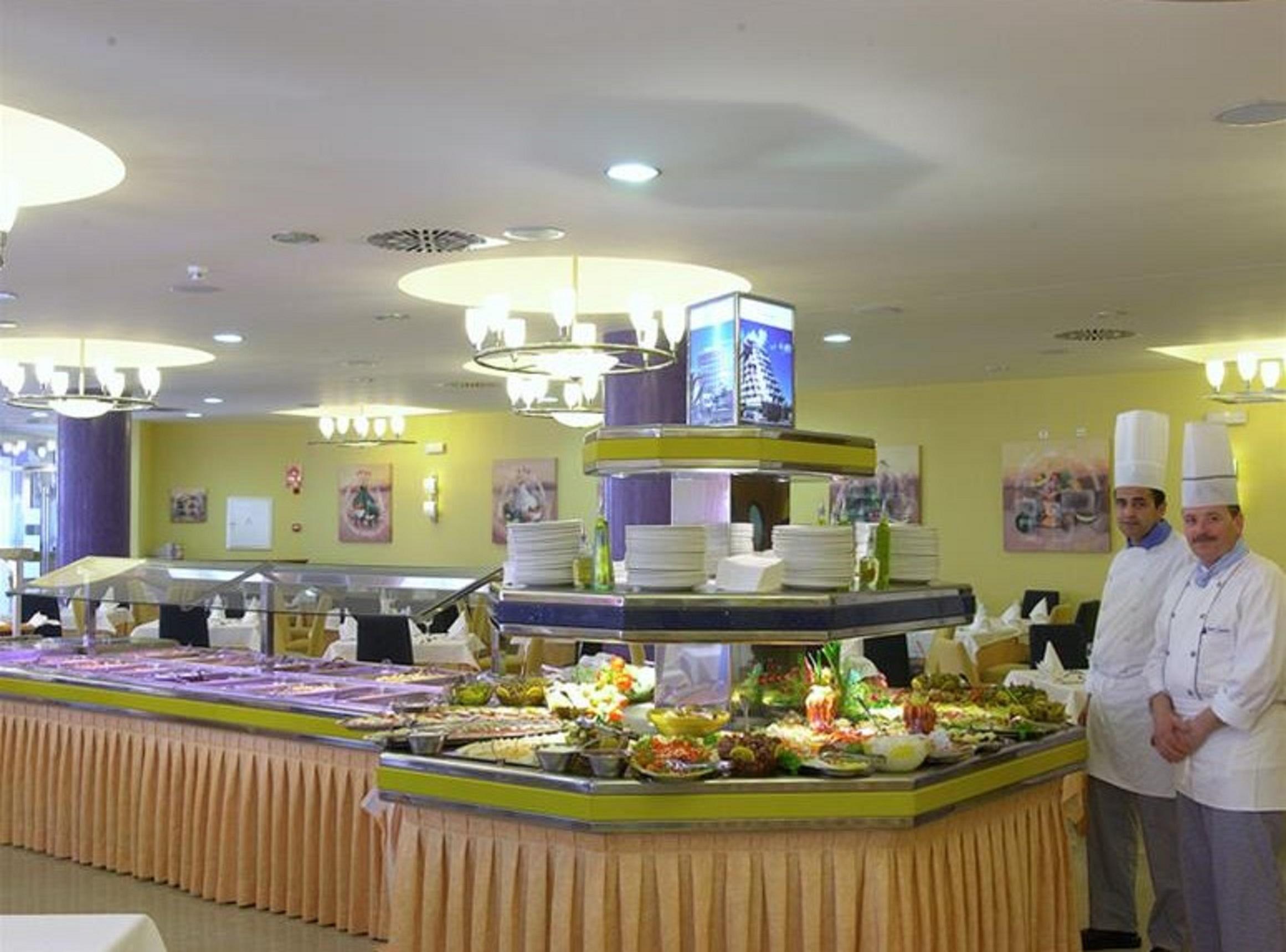 Hotel Gaviotas 4*
